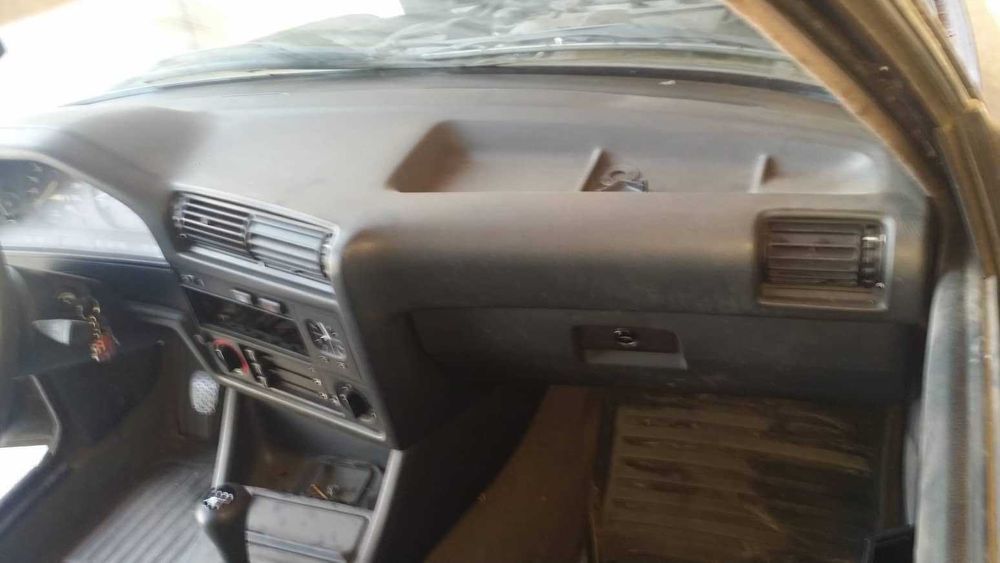 BMW E30 316i_Para Peças