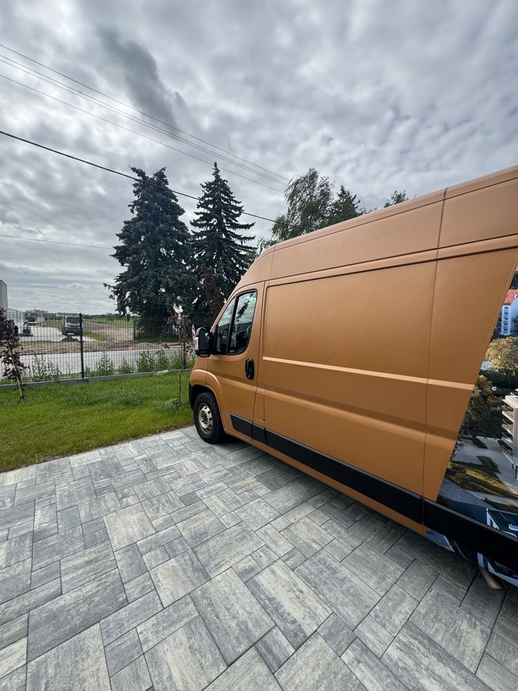 Wynajem Busów dostawczych i 9 Osobowych CIECHANÓW