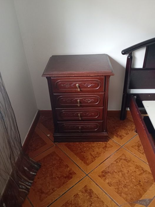 Mobília comidas cama guardavestidos