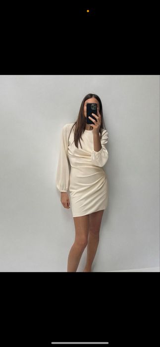 Платье вечернее с рукавом белое Zara