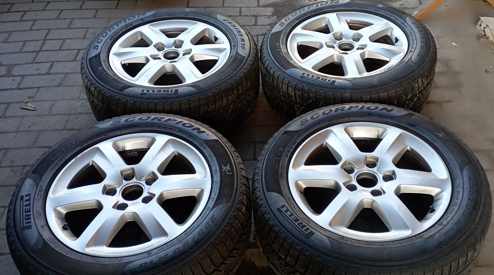 Koła Alu 5x130,R18,ET56,8j Audi Q7, VW Touareg 255/55/18 PIRELLI Zima