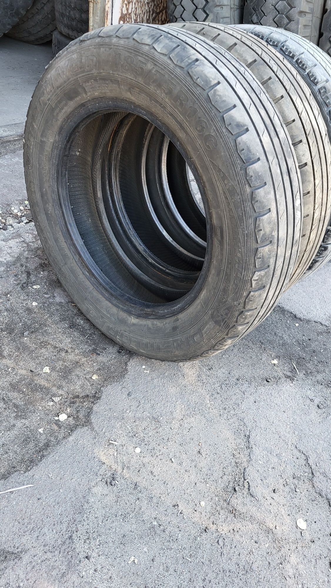 Продам шины б/у 185/75R16С