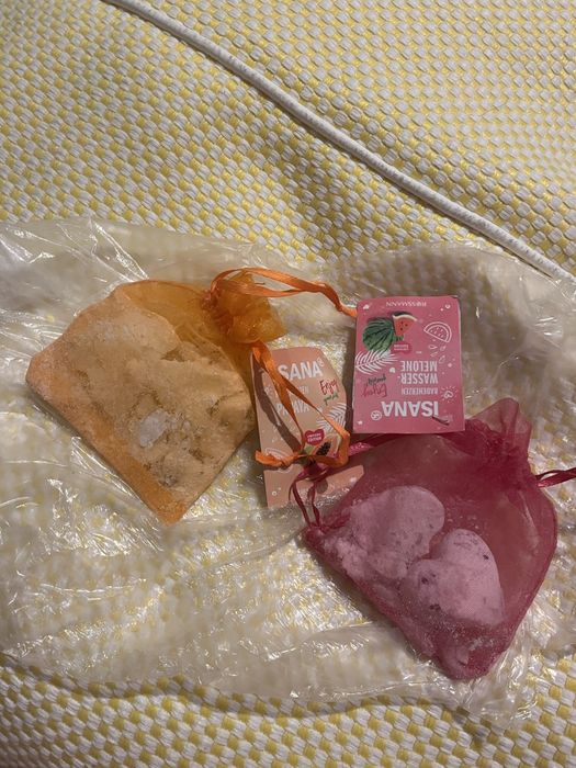 Kule do kąpieli isana w woreczku