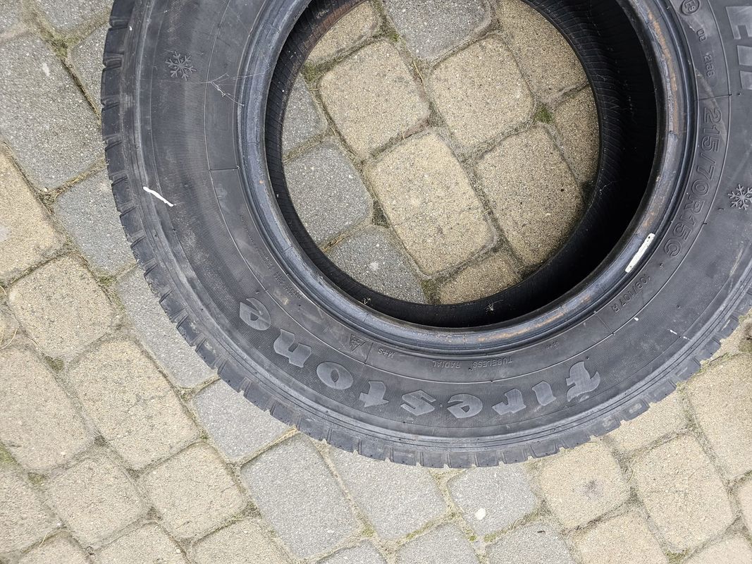Opony zimowe Firestone Vanhawk Winter 215/70R15c 215/70/r15c
