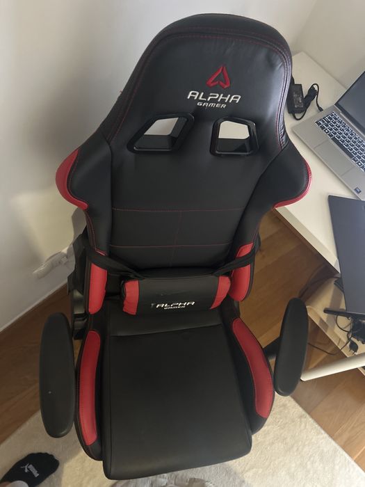 Cadeira Alpha Gamer Vega AGVEGA-BK-R