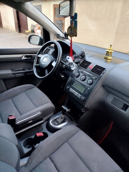 Продаю авто Фольксваген туран