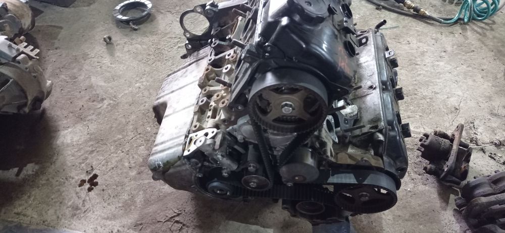 Mitsubishi  Pajero wagon 4. Паджеро вагон 3 двигатель 3.8 . 3.2. 3.0