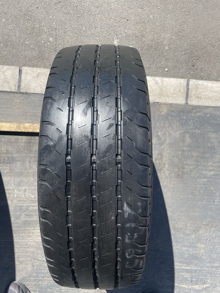 215/65/16C continental vancocontact 100