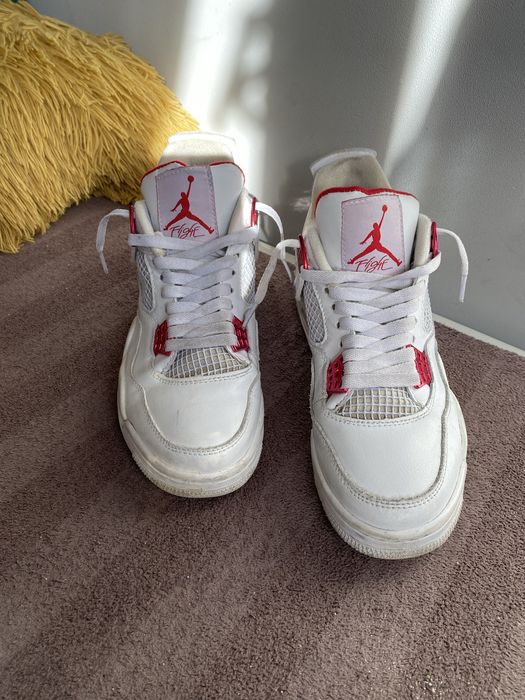 buty jordany 4 metalic red