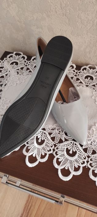 Okazja !! Balerinki lakierowane damskie rozmiar 45 długość wkładki 28c