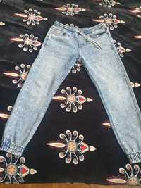 Spodnie Joggery jeansowe Sinsay