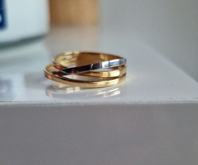 Anel em Ouro 19.2k  "Design"