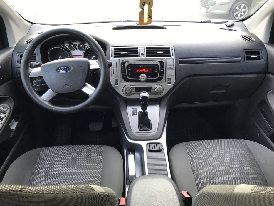 Ford Kuga 2011 р. 2.0 диз. Автомат