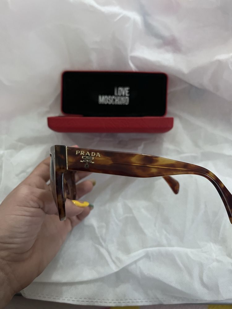 Oculos Prada PR 17OS SWING 4BW/6S1 B