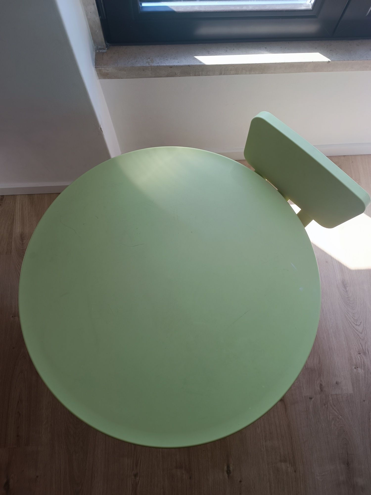 Mesa, cadeira e bancos MAMMUT
