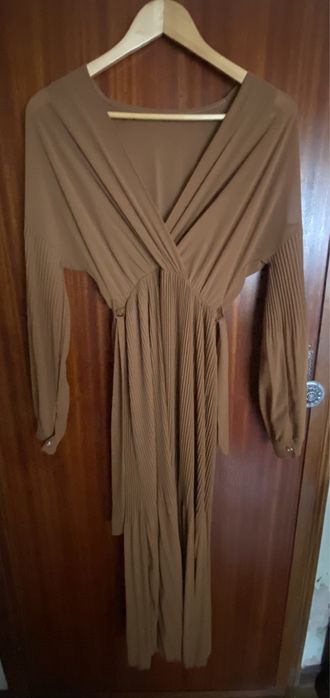 Vestido de loja local