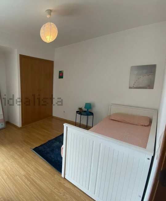 Cama indiv/dupla com gavetas IKEA HEMNES