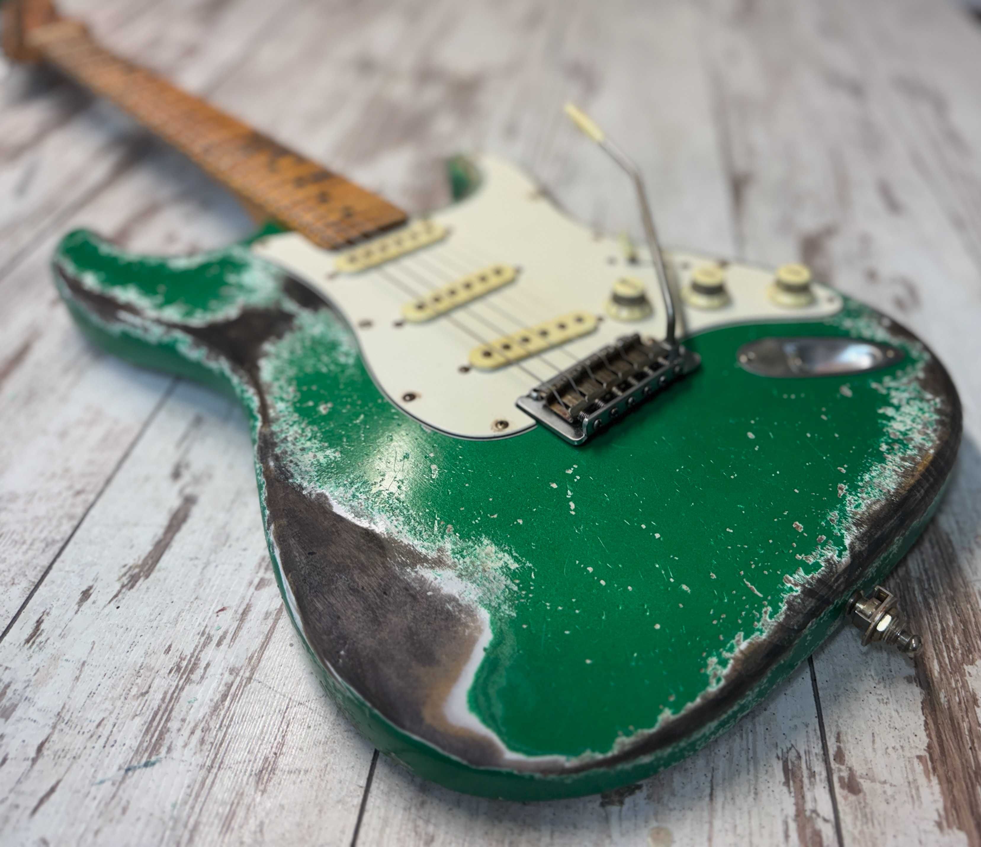 STRATOCASTER - heavy relic (nitro) YouTube