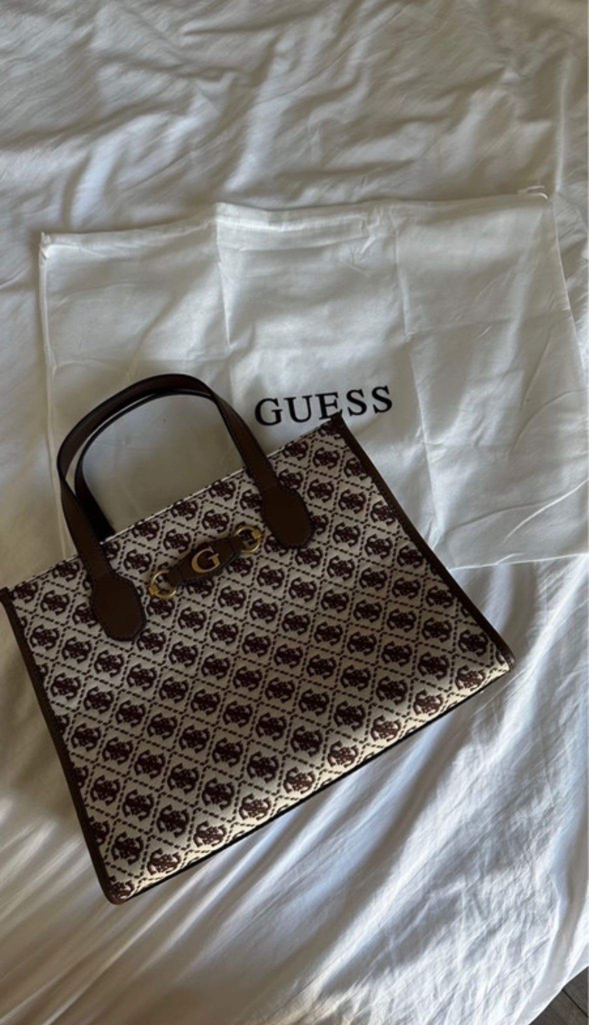 Torba Kuferek Guess