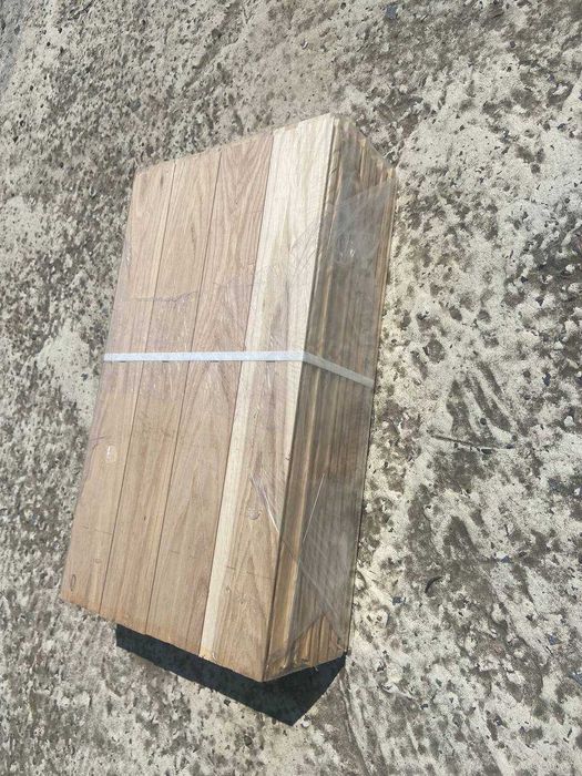 Дубовий паркет новий