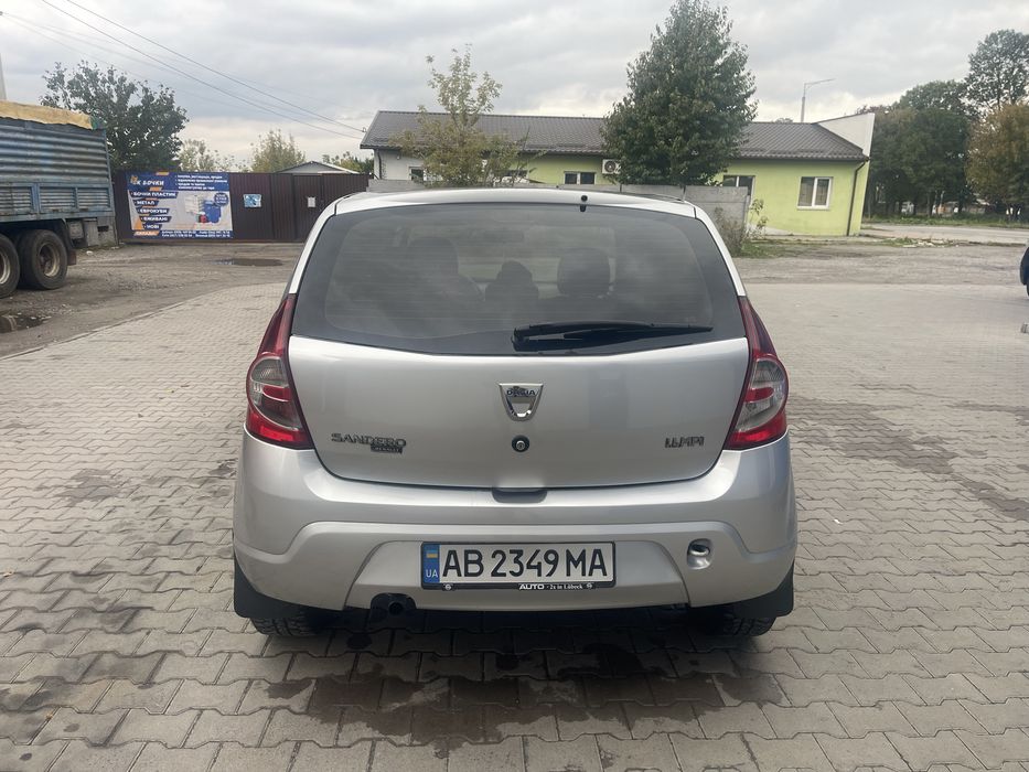 Dacia Sandero 2010