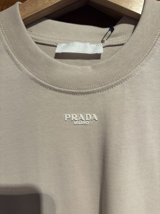 Tshirt Prada tamanho L