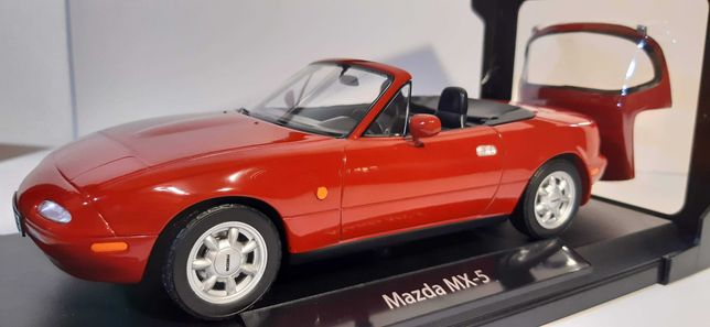 1/18 Mazda MX-5 Miata - Norev