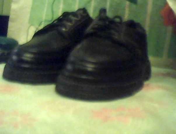 Продаю женские туфли на низком ходу 40 размер