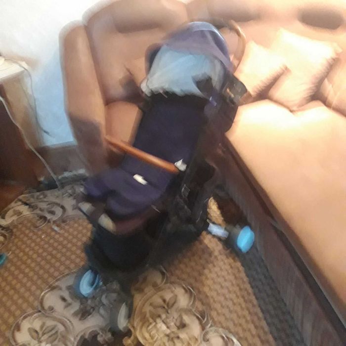 Коляска дитяча зручна