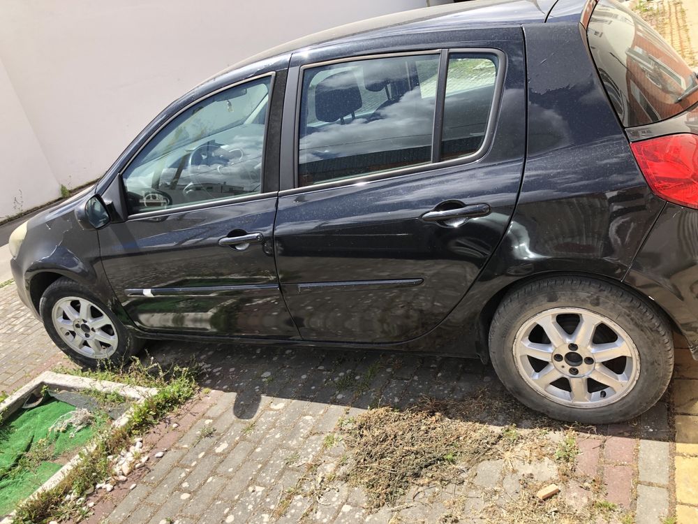 Renault clio 3 fase 2, em perfeitas condicoes de uso.