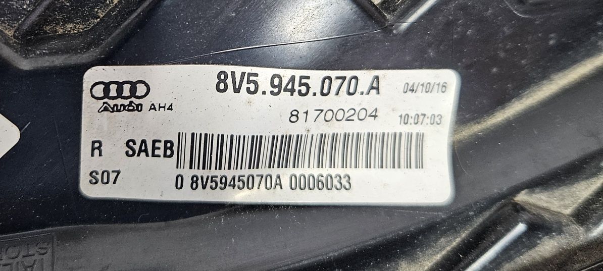 Audi a3 s3 8v sedan lift usa lampa prawa tylna tył w blotnik karoserie