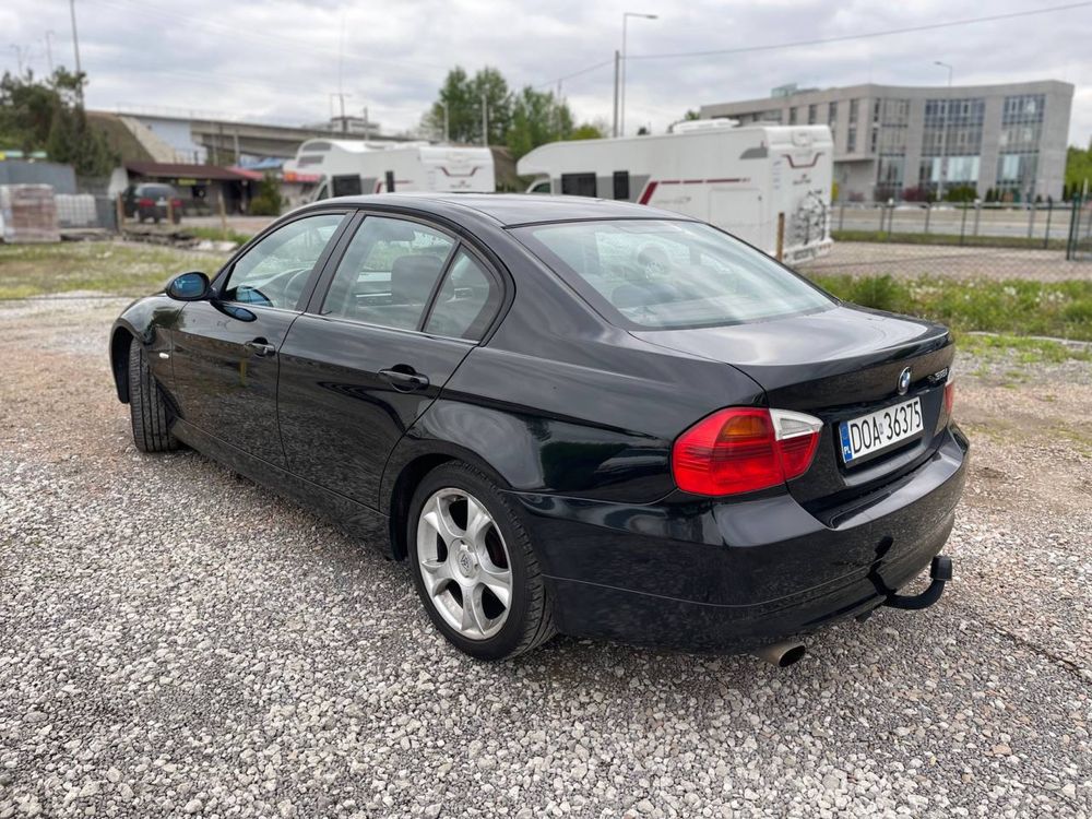 BMW E90 318i 2.0 benzyna 2007 rok