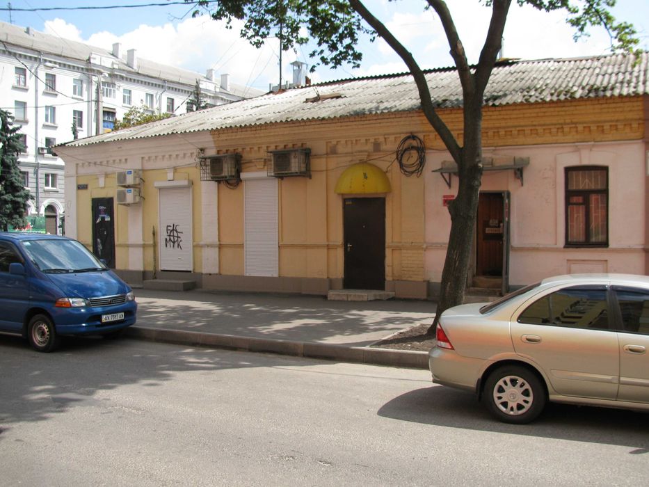 Оренда (можливий продаж) торгового приміщення