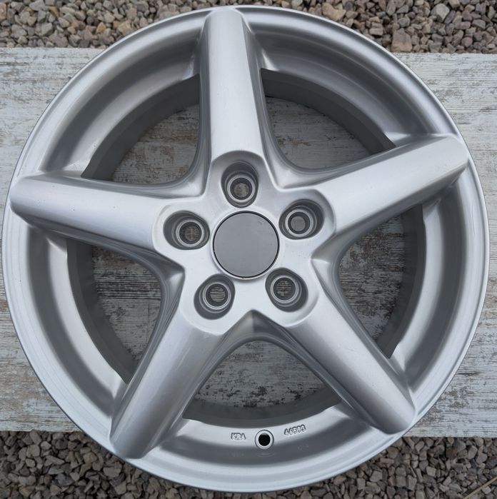 4x Nowe Alufelgi R16 5x112 Otwór 70 mm ET 50