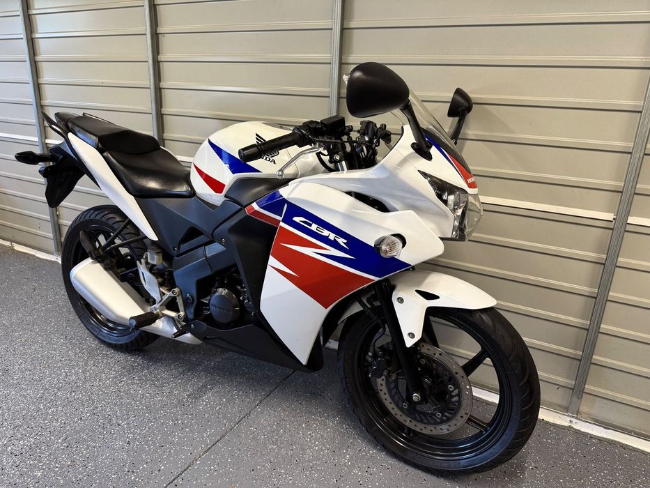 Honda CBR CBR125R 125 JC50 Świetny stan!  Transport! RATY!
