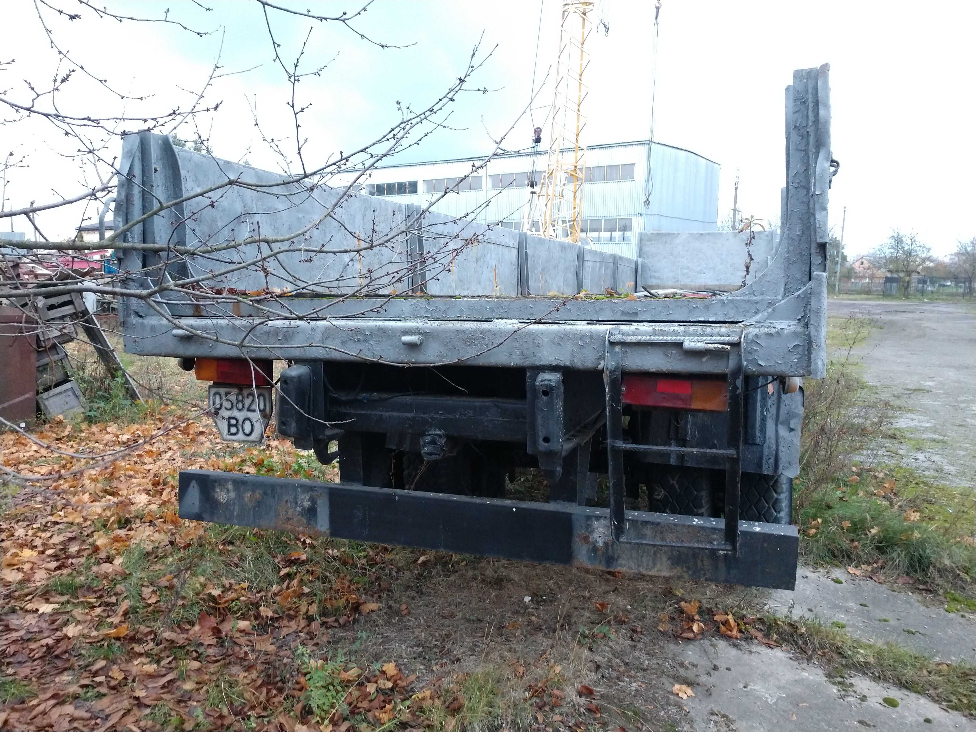 напівпричіп бортовий МАЗ 93866