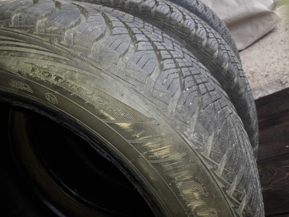 Opony wielosezonowe Goodyear R16
