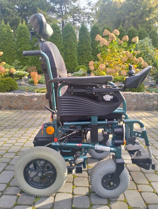 Wózek inwalidzki elektryczny