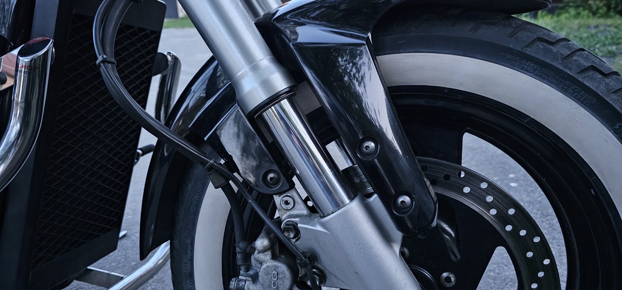 Suzuki boulevard m50