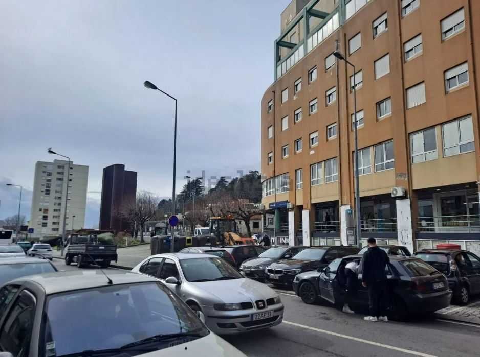 Loja para arrendamento em Gondomar