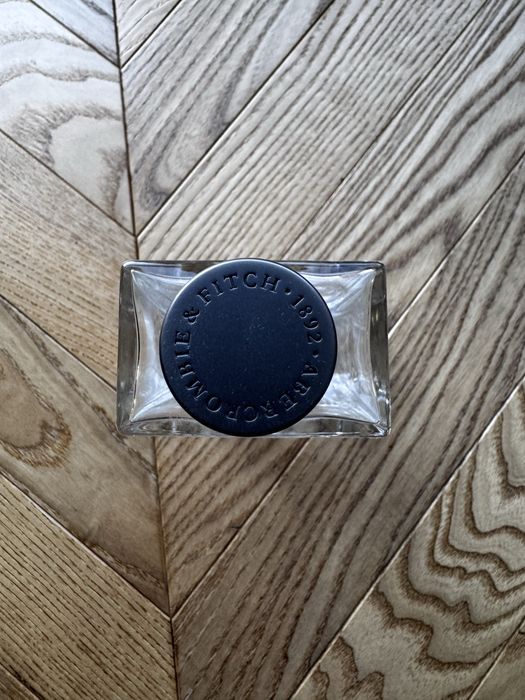 Flakon po perfumach 200 ml pusty