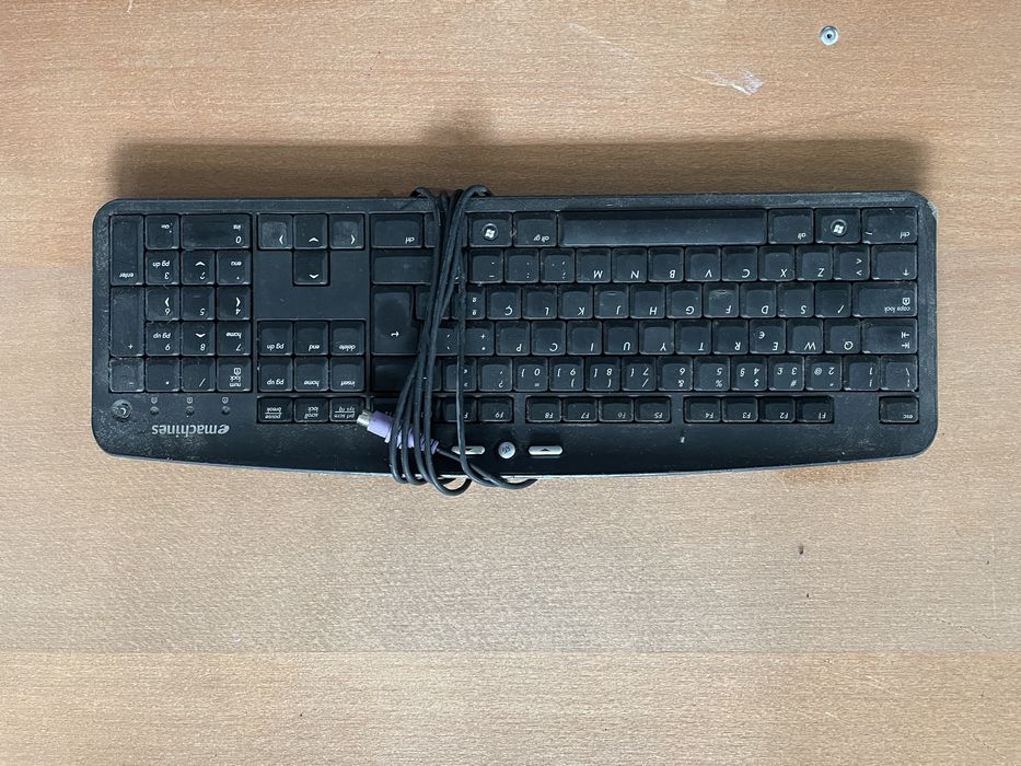 Teclados com e sem fio