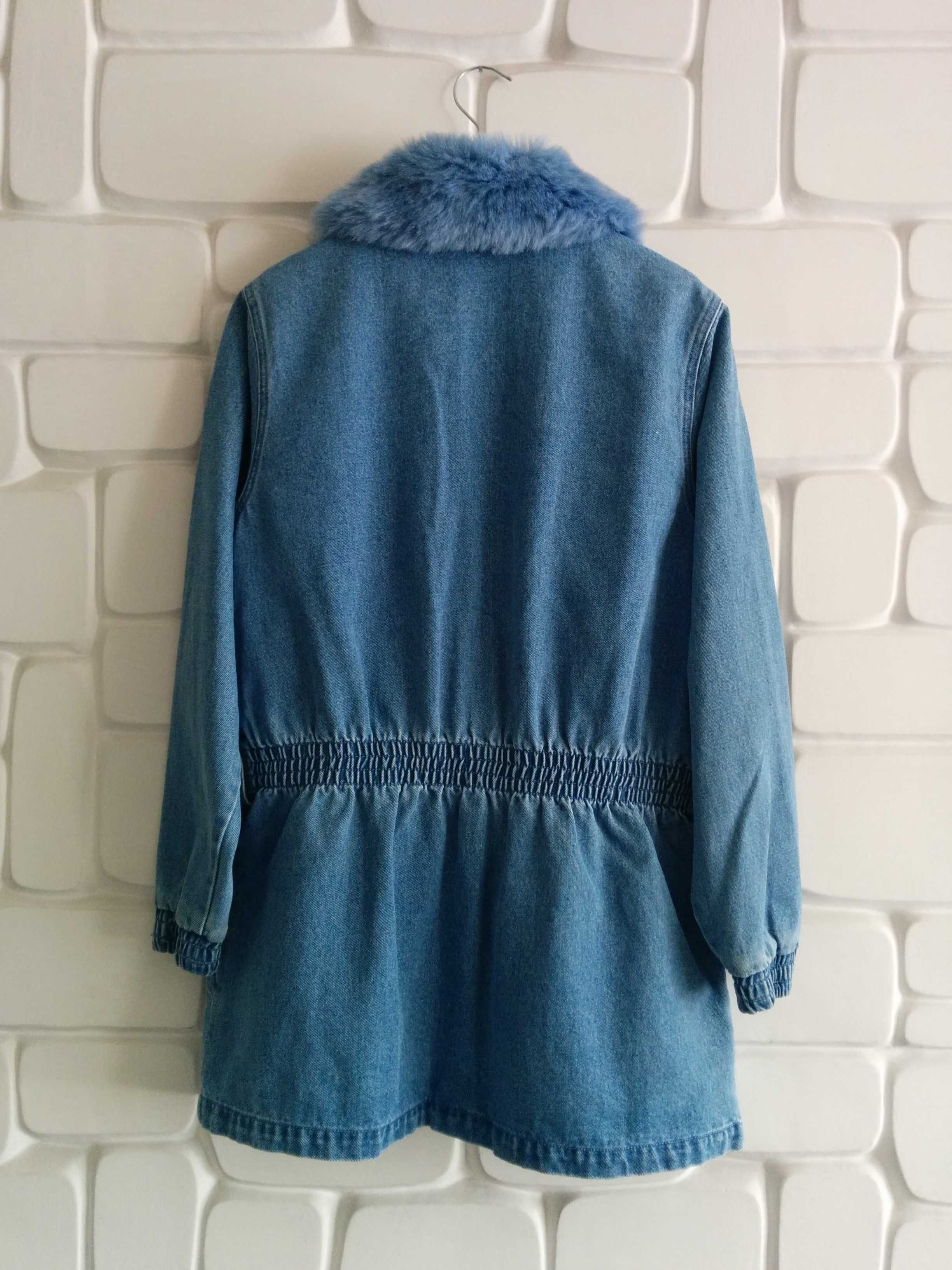 Jeansowa kurtka z futerkiem - dżinsowa ocieplana kurtka z futrem