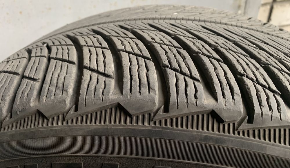 Michelin Pilot Alpin 5 SUV 255/50 R19