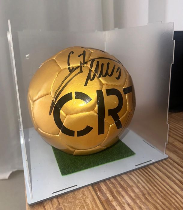 Bola autografada a mão CR7+foto+certificado COA plastificado