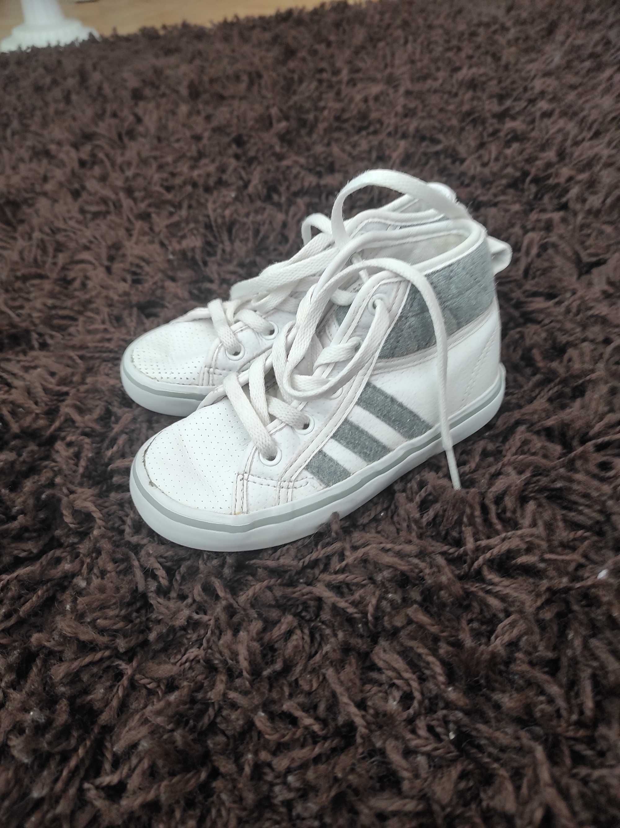 Buty dla dziewczynki adidas