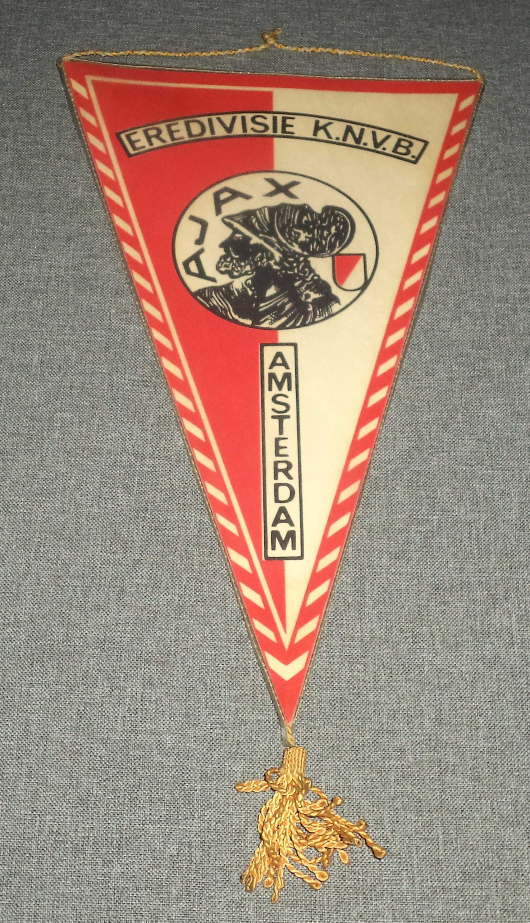 Ajax Amsterdam ,Feijenoord Rotterdam  , PSV Eindhoven - proporczyk