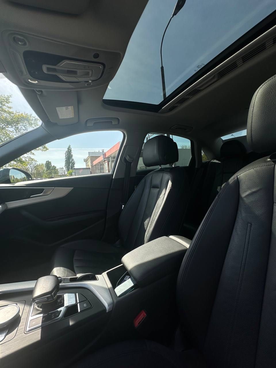 Audi A4 PREMIUM 2016