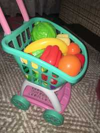 Дитячий візочок з фруктами та овочами