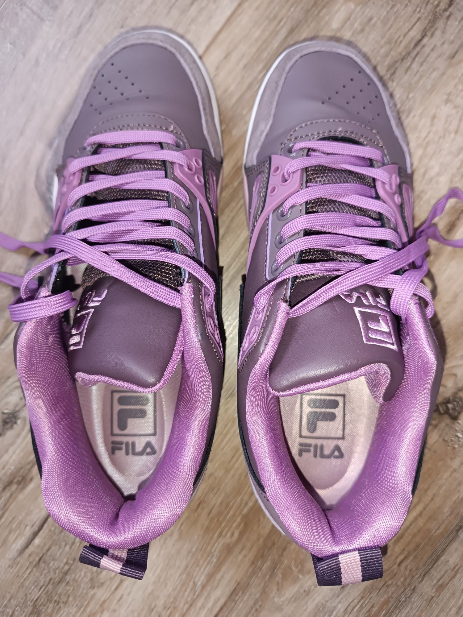 Buty Fila Casim S WMN Plum r. 39